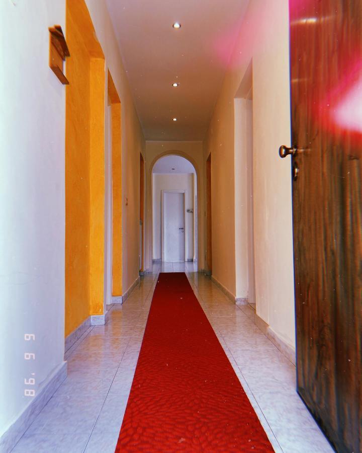Hotel La Casa Del Giglio Albenga Exterior foto